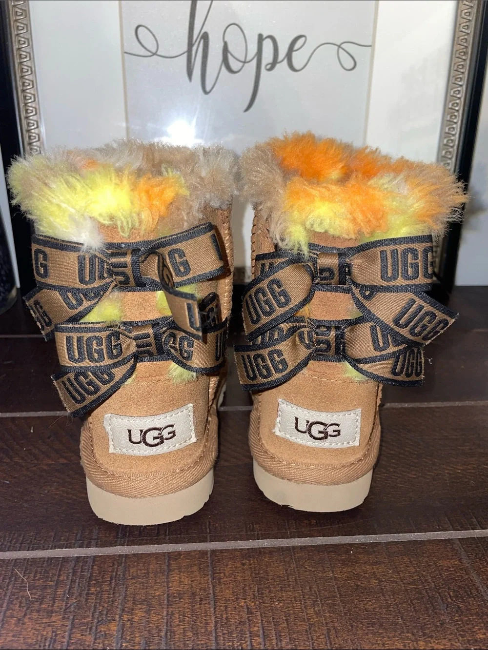 UGG Toddler Girls Suede Bailey Bow Boots Plaid Punk Faux Fur Trim Size 6